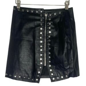 Tobi Faux Leather Mini Skirt Women’s Size Small zip front Studded Biker Edgy